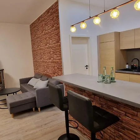 Mit Fitnessstudio Top2 Apartment Plauen