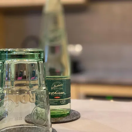 Mit Fitnessstudio Top2 *